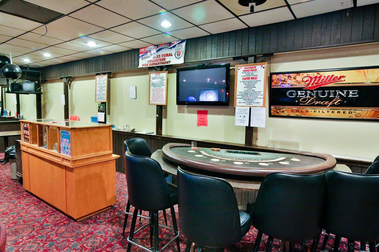 Devils Lake Great American Inn & Suites المظهر الخارجي الصورة