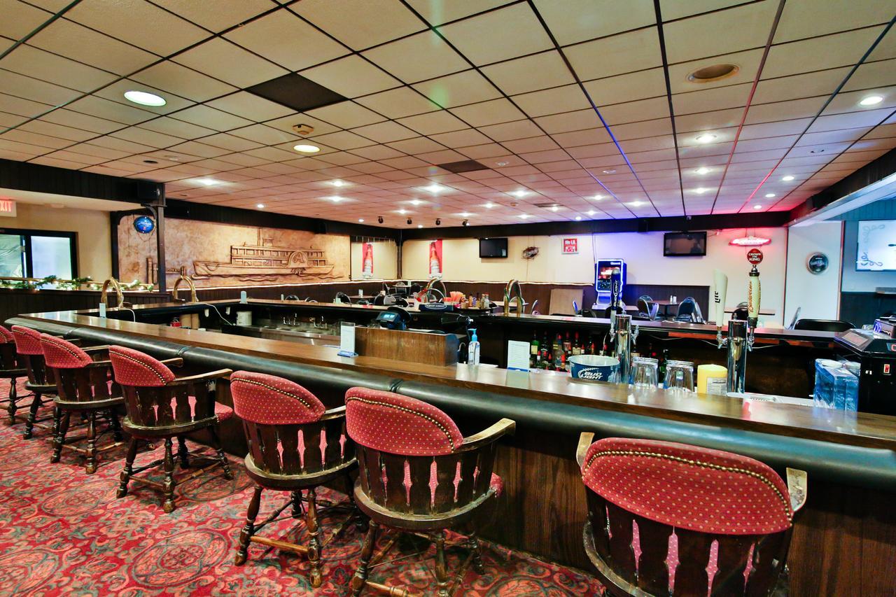 Devils Lake Great American Inn & Suites المظهر الخارجي الصورة